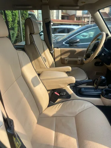 Land Rover Discovery V8 Piel 7 Asientos Qc At