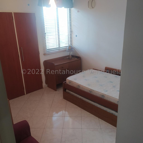 Imagen 8 de 13 de Rentahouse Concepto 0414-412.8424 / 22-22768