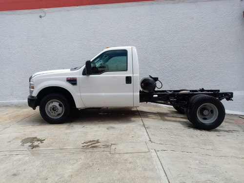 Imagen 3 de 13 de Ford F-350 Chasis Cabina, A Gas, Mod. 2009, Color Blanco