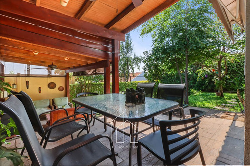 Casa En Condominio Venta De 5 Dorm. En La Reina Alta