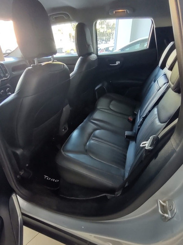 Imagen 11 de 23 de Fiat Toro 2017 2.0 Volcano 4x4 At Premiun