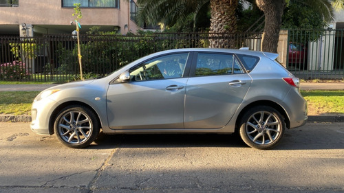 Imagen 2 de 21 de Mazda 3 Sport 2014