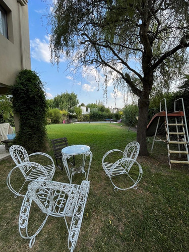 Casa Moderna En Lote Central. Apta Credito. Barrio Cerrado St. Matthews Pilar