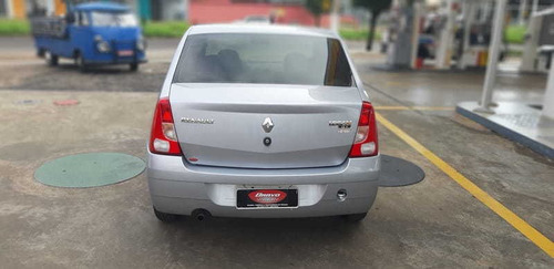 Renault Logan Authentique Hi-flex 1.0 4p 2009