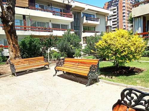Amplio Departamento En Excelente Ubicación De Las Condes