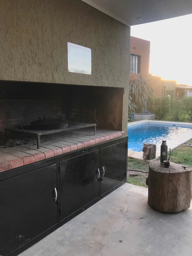 Imagen 14 de 14 de Alquiler Temporal Por Día Casa Mercedes 6 Personas Calefacción Pileta Parrilla Galería En El Campo