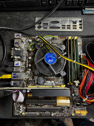 Kit Placa Mãe Asus B85m-e I5 4590 16gb E Nvidia Gt740 2gb Marrom-escuro (Usado)