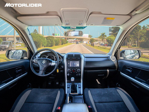 Imagen 9 de 25 de Suzuki Grand Vitara Limited 2.4 4x2 | Permuta / Financia