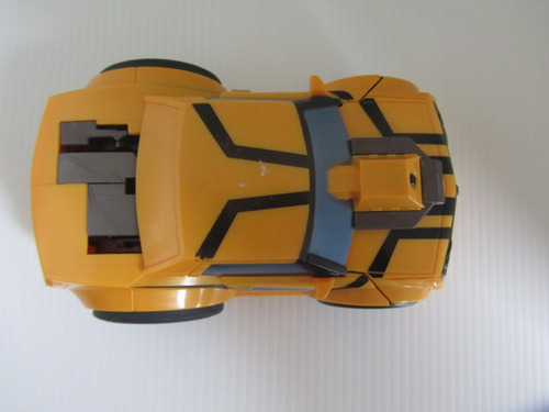 Bumblebee Transformer Auto Transforma Cuando Rueda A Pilas (Usado)