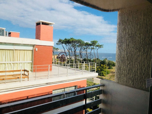 Imagen 9 de 25 de Apartamento Frente A La Mansa, Vista Franca Al Mar! - Punta Del Este Mansa