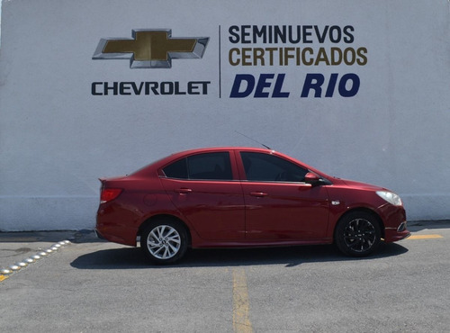Imagen 5 de 14 de Chevrolet Aveo Ltz 2018 Rojo Cereza