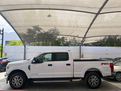 Ford F-250 6.7l Super Duty Crew Cabina Diesel 4x4 At
