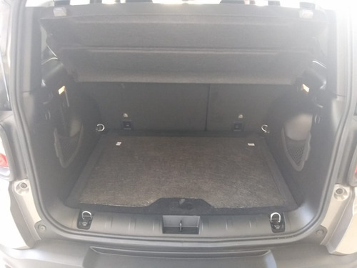 Jeep Renegade Sport 1.8l Mt5