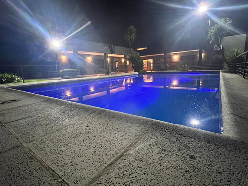 Imagen 29 de 30 de Venta Casa 2463 Mts2 De Parque Con Piscina Pilar