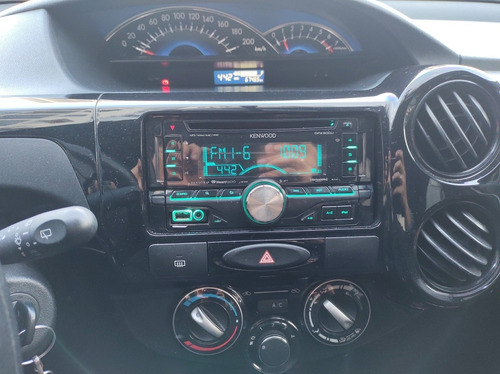 Imagem 15 de 15 de Toyota Etios 2016 1.3 16v X 5p