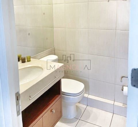 Departamento En Venta De 2 Dorm. En Las Condes