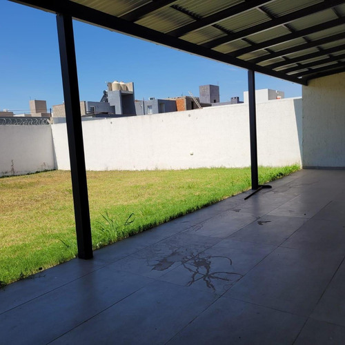 Imagen 4 de 16 de Vendo Casa A Estrenar 4 Dormitorios La Comarca De Villa Allende