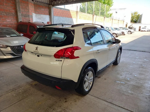 Imagen 7 de 17 de Peugeot 2008 Feline 1.6 2022 0km D-
