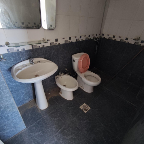 Imagen 10 de 11 de Aapartamento En Alquiler, Centro. 1 Dormitorio.
