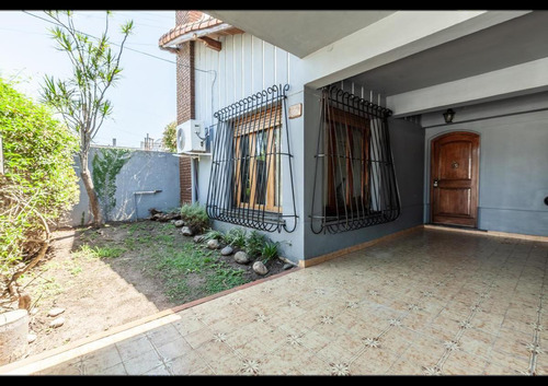 Venta Quinta 5 Ambientes Pileta, Jardin, Quincho Lote 10x48. Padua