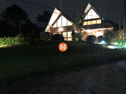 Espectacular Casa En Alquiler De Temporada De 5 Dormitorios