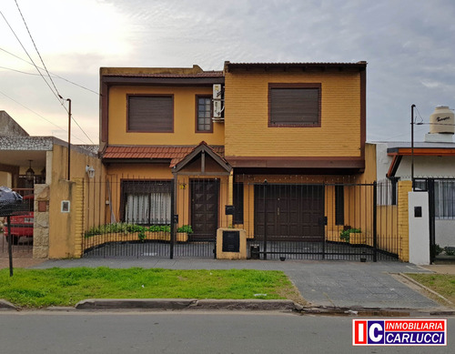 Casa 5 Ambientes Ituzaingó Norte Venta