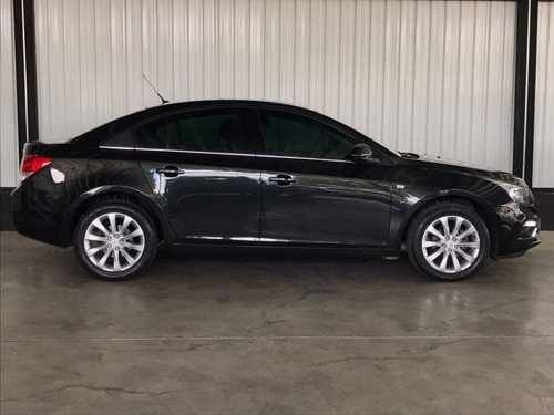 Imagem 2 de 11 de Chevrolet Cruze