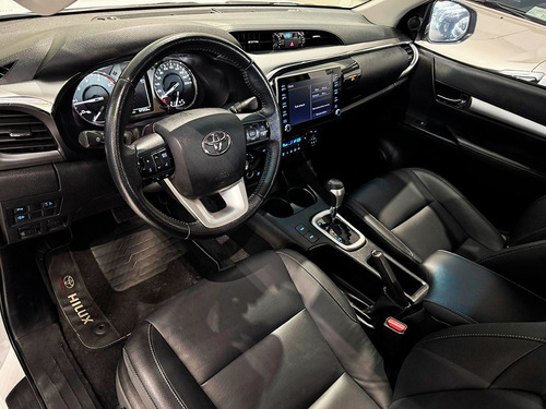 Toyota Hilux 2.8 D-4D TURBO CD SRV 4X4