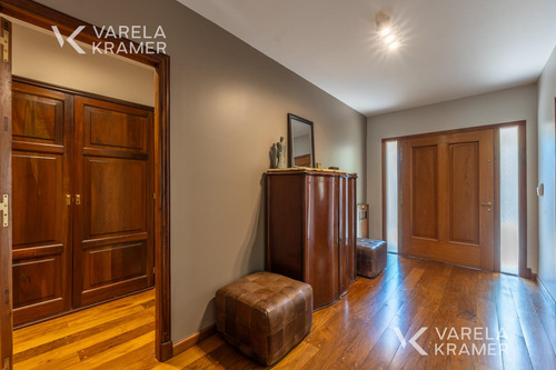 Casa En Venta En Martínez
