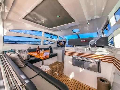 Imagem 4 de 15 de Real Luxury 40 Fly