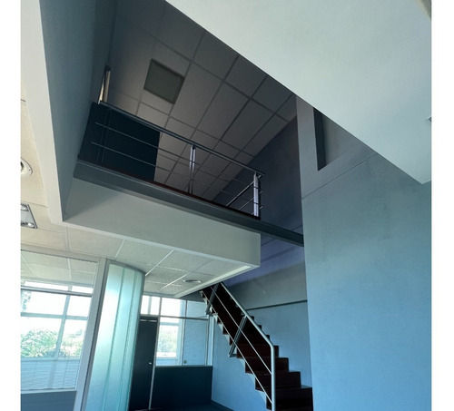 Pilar / Excelente Oficina / 90m2