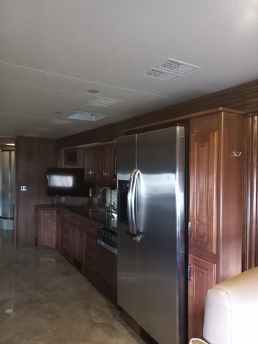 Imagen 4 de 13 de Motorhome Fleetwood Discovery 2014