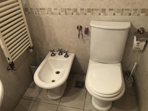 Imagen 9 de 30 de Casa Chalet En Venta - 4 Ambientes - Parque Y Pileta - Permuta - Ituzaingo / Padua