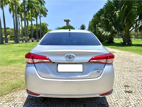 Toyota Yaris 1.5 16v Flex Sedan Xs Connect Multidrive