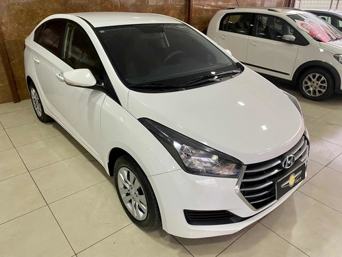 Imagem 2 de 10 de Hyundai Hb20s 2018 1.6 Comfort Plus Flex Aut. 4p
