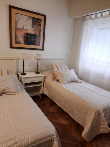 Imagen 2 de 25 de Ambiente De 30 M2/ Apto Profesional/ Muy Luminoso/ Centro