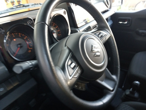 Imagen 8 de 14 de Suzuki Jimny Gls