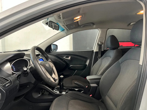 Hyundai Tucson 2.0 Gl 5mt 2wd