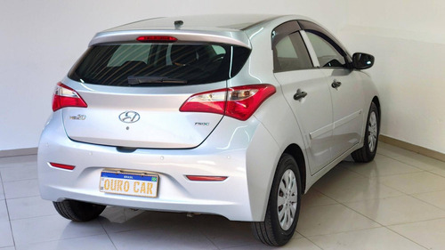 Imagem 2 de 5 de Hyundai Hb20 1.0 Comfort 12v Flex 4p Manual