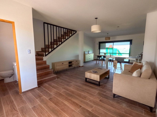 Duplares- Duplex 2 Dormitorio En Alquiler Barrio Docta!!!