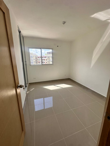 Apartamento Tipo Penthouse En Paseo Del Arroyo En La Jacobo Majluta Sdn