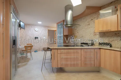Altamira Casa En Alquiler