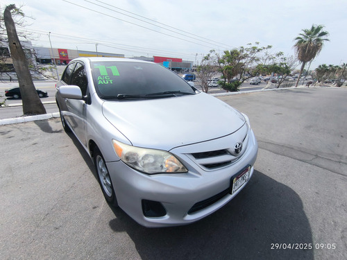 Toyota Corolla LE 1.8 AUTOMÁTICO
