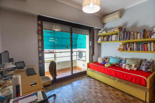 Venta Ph En San Telmo , 5 Amb. 2 Cocheras, 3 Bauleras, Terraza Y Parrilla. Apto Crédito.