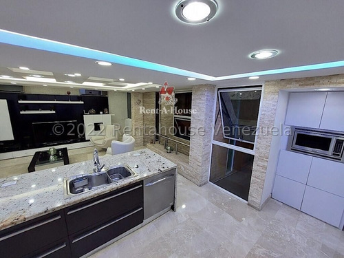 Imagen 21 de 30 de Casa_en_venta_en_caracas_en_alto-hatillo_rah-22-27014 Orlando Figueira 04125535289/04242942992