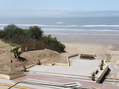 Imagen 7 de 14 de Alquiler Dpto. San Bernardo Frente Al Mar. Fantástica Vista A La Costanera, Playa Y Al Mar !!!