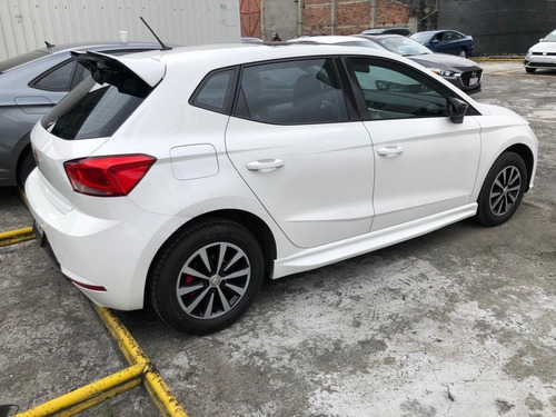 Imagen 4 de 15 de Seat Ibiza Style Automático 2018