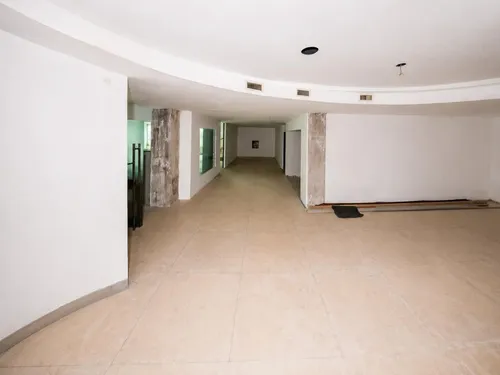 Venta Local Comercial Tribunales 