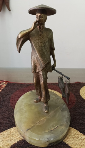 Escultura En Bronce- Chino Pescador Con Base De Marmol