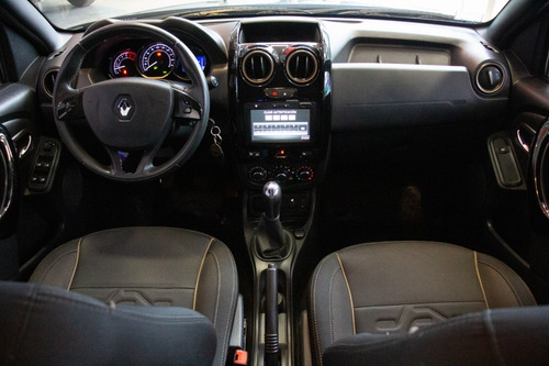 Imagen 13 de 14 de Renault Duster Privilege 1.6 Nafta 2017 Gris